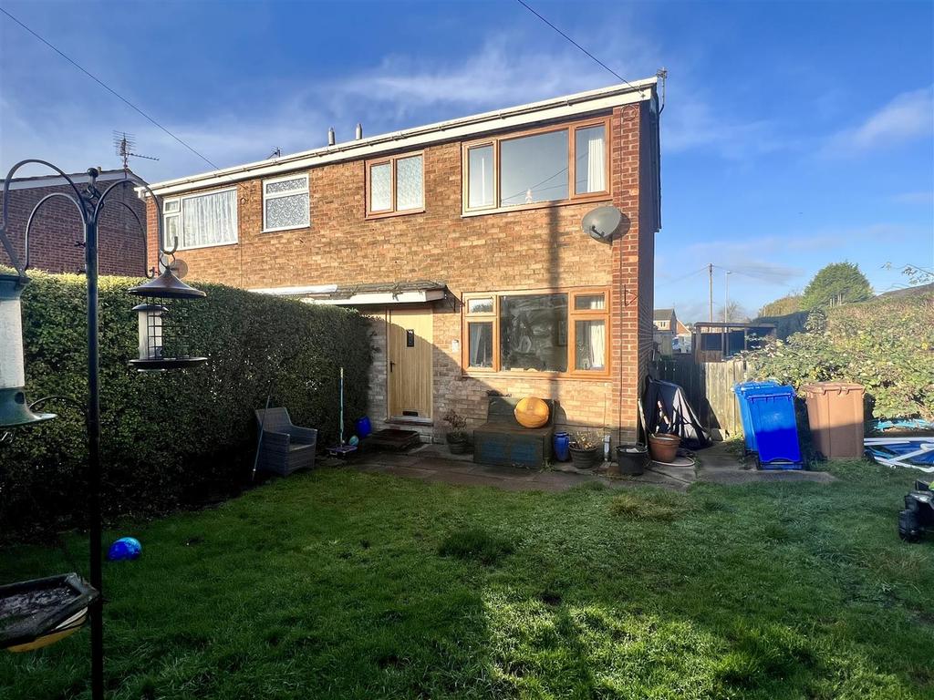 Hawling Road, Market Weighton, York 3 bed semidetached house for sale
