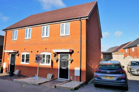 2 bedroom semi-detached house for sale - Lovage Lane, Calne