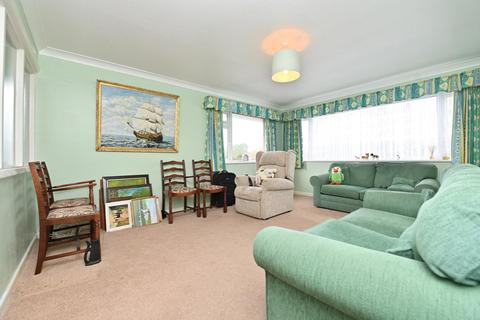 3 bedroom detached bungalow for sale - Victory Close, Ryde