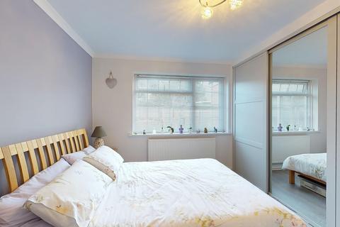 17b Herne Drive, Greenhill, Herne Bay, CT6 7SH