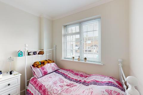 17b Herne Drive, Greenhill, Herne Bay, CT6 7SH