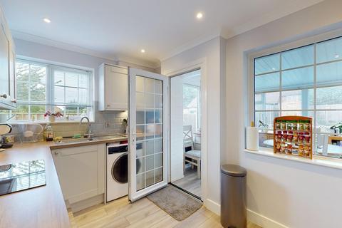 17b Herne Drive, Greenhill, Herne Bay, CT6 7SH