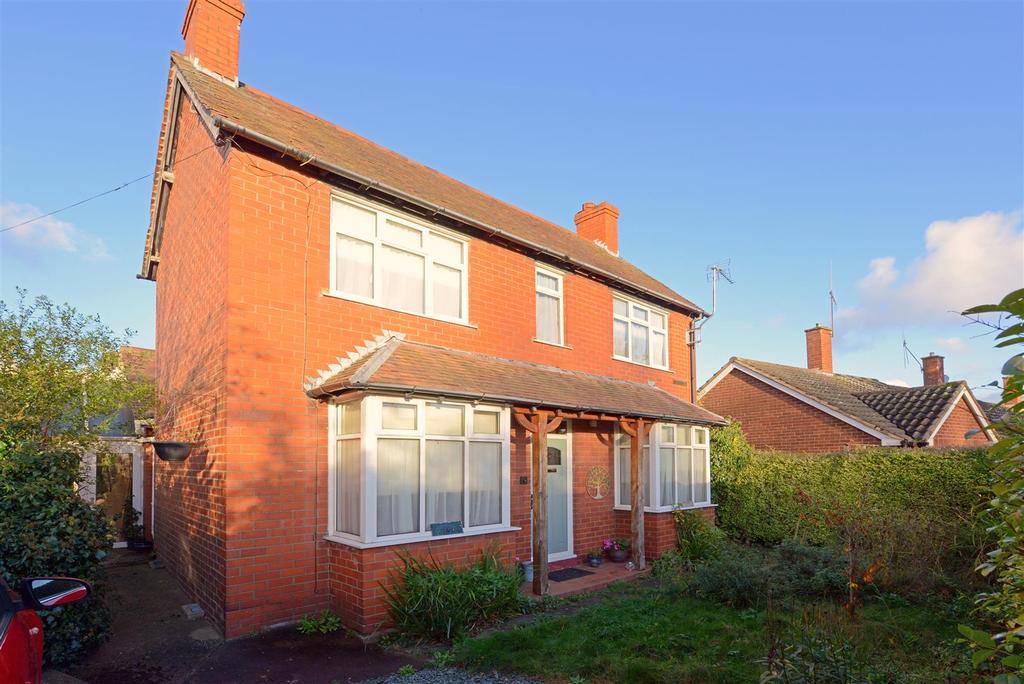 Whitehouse Gardens, Ditherington, Shrewsbury 3 bed detached house for sale £259,995