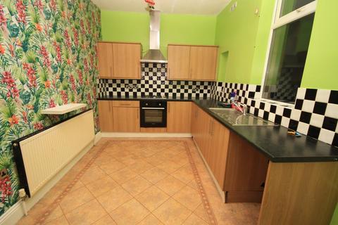 2 bedroom semi-detached house for sale - Sunny Bank Road, Bankfoot, Bradford