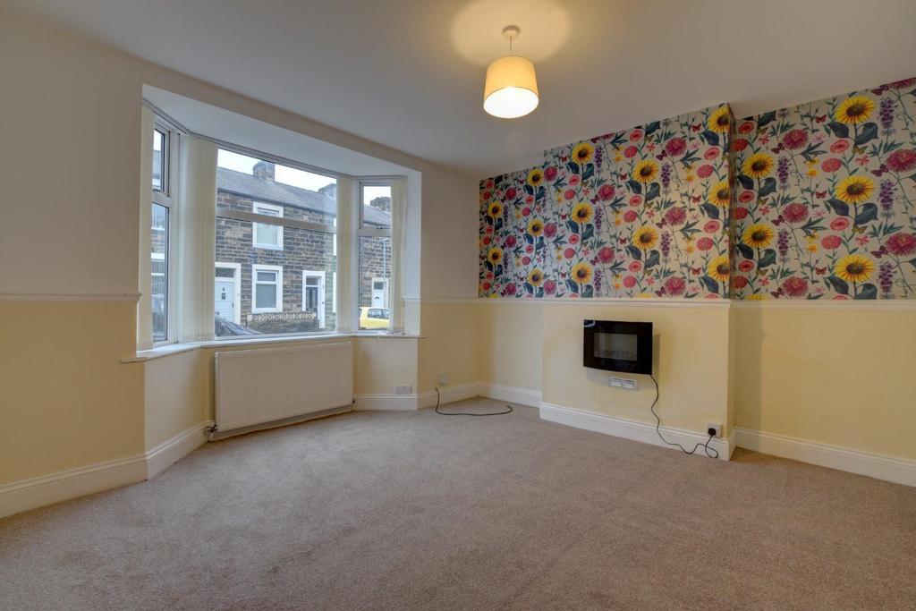 Dent Street, Colne 2 bed semidetached house for sale £120,000