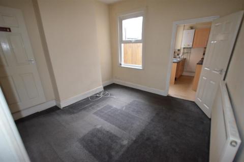 23 Clifton Road, Leicester, LE2 8AA