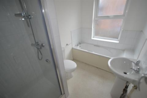 23 Clifton Road, Leicester, LE2 8AA