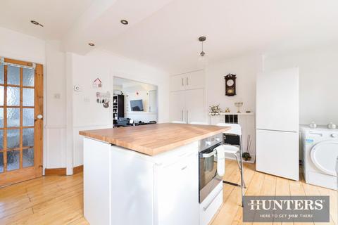 30 Danetree Road, Epsom, KT19 9RZ