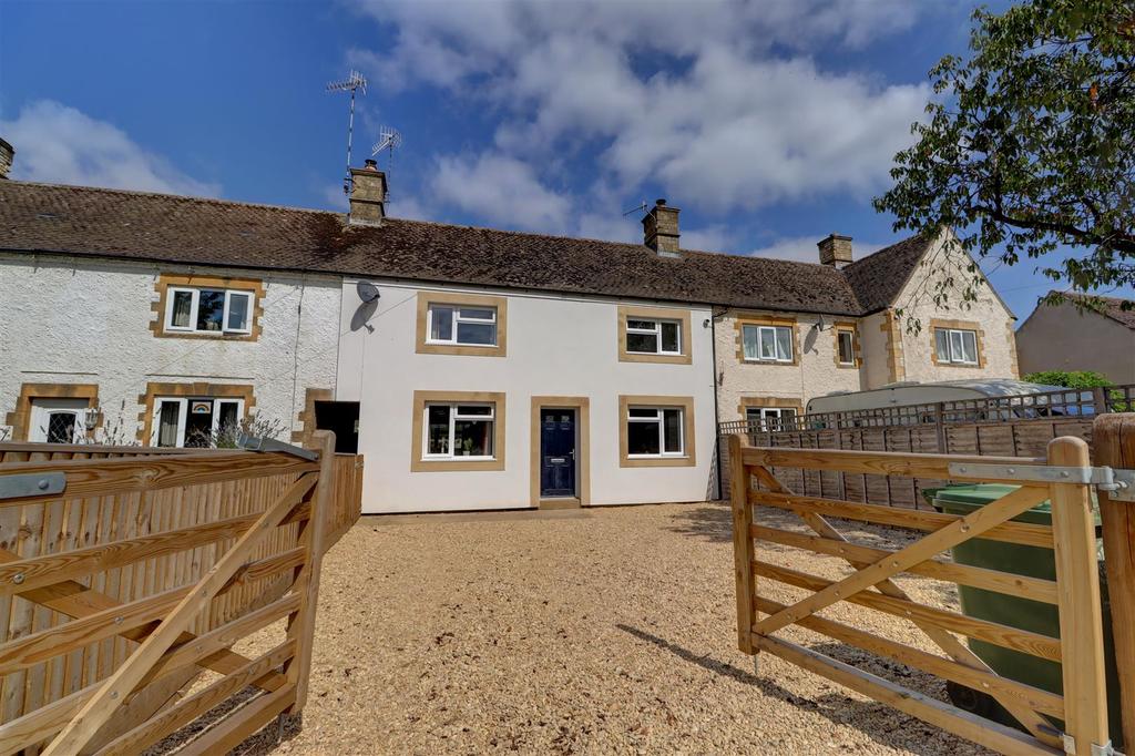 Butlers Road, Long Compton 3 bed terraced house £1,250 pcm (£288 pw)