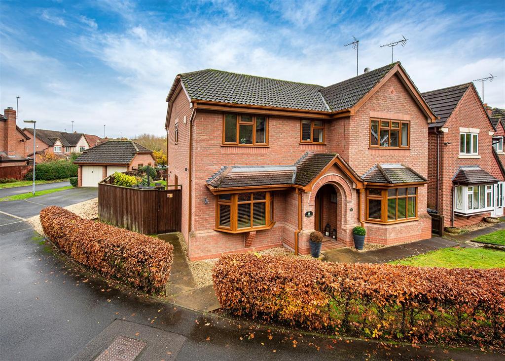 Hellier Drive, Wombourne, Wolverhampton 4 bed detached house £625,000