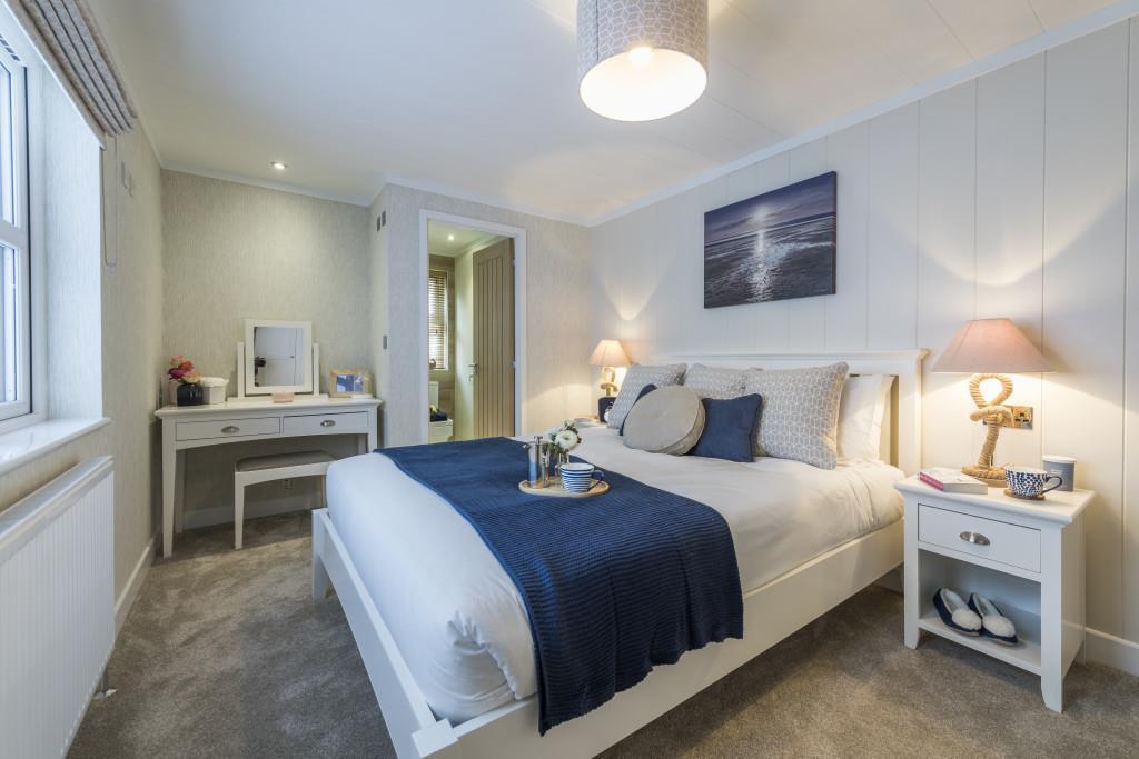 Wessex-Classic-Master-Bedroom-21.jpg