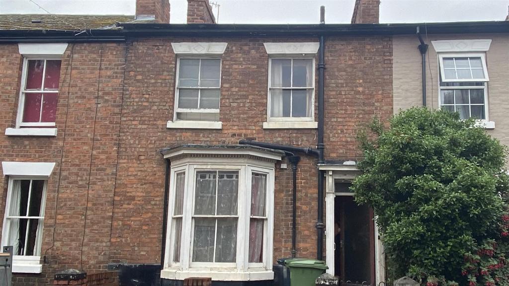 Albert Street, Shrewsbury 2 bed terraced house £235,000