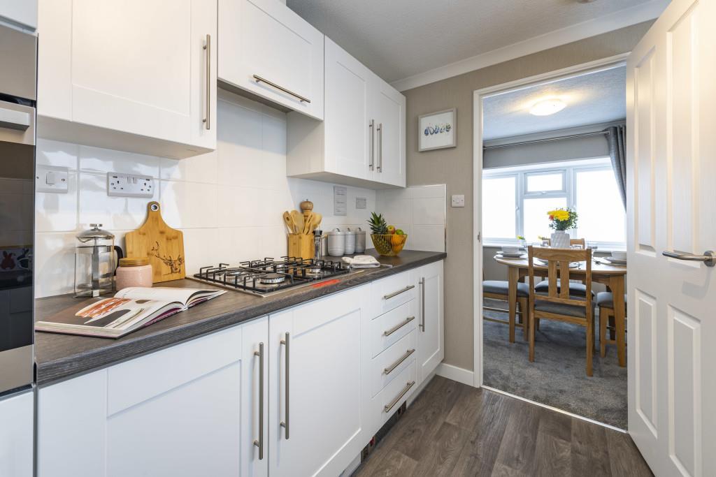 Omar-Regency-Kitchen3.jpg