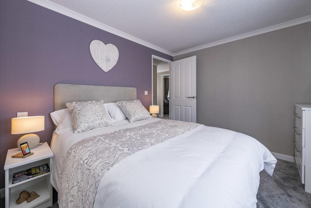 Omar-Regency-Master-Bedroom2.jpg
