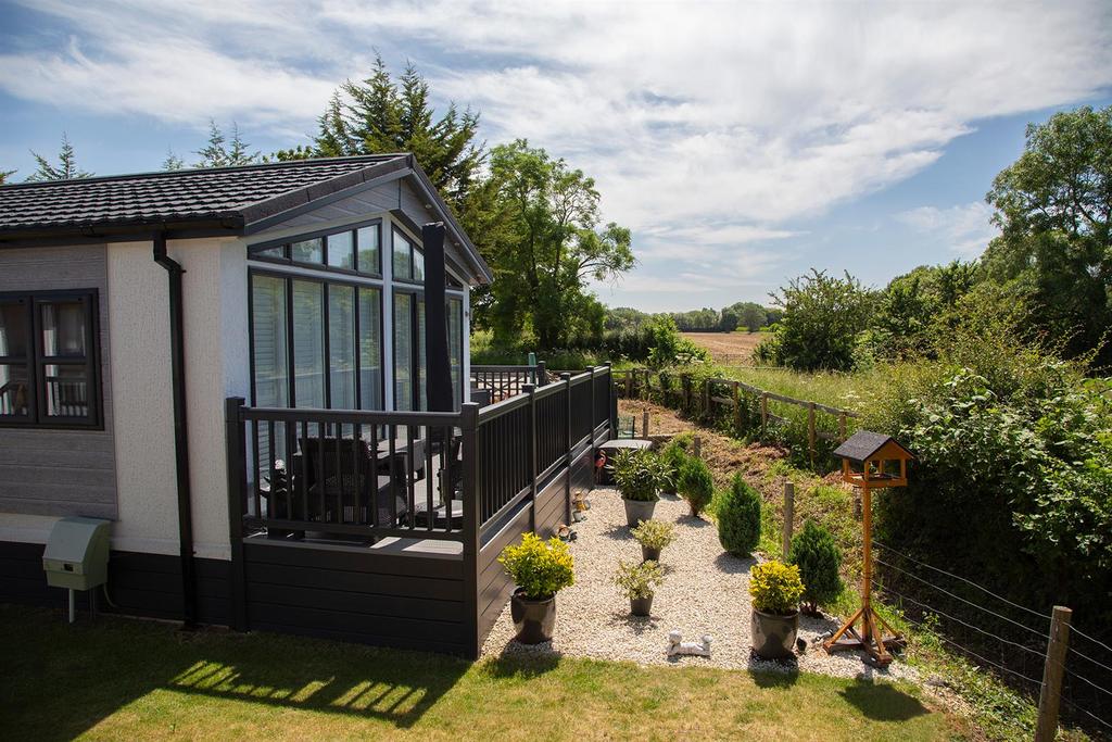Garden-Shot-Landscape-3.jpg