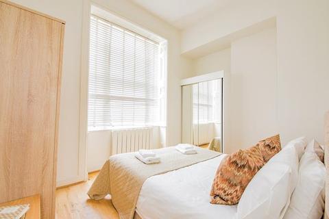2 bedroom flat to rent - Nottingham Place, London
