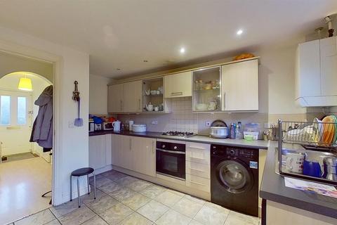 25 Allington Circle, Kingsmead, Milton Keynes, MK4 4EE