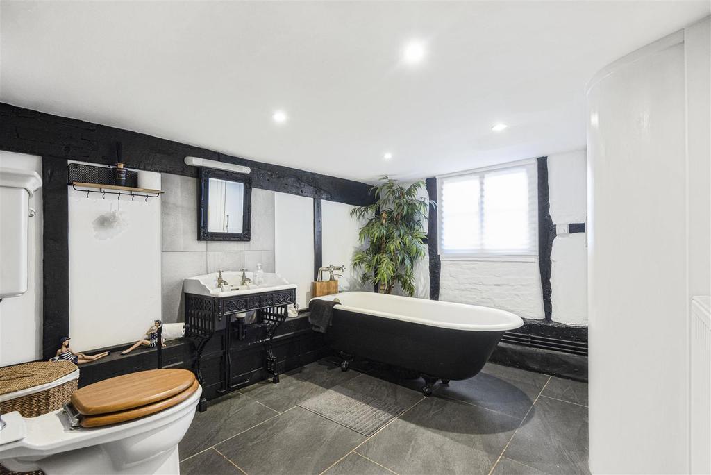 Main House Bathroom