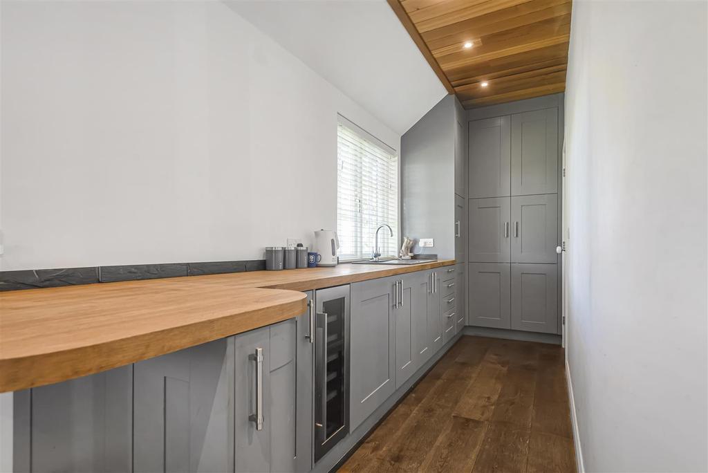 Bungalow Kitchen