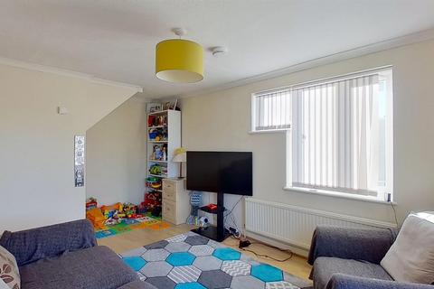 34 Gramwell, Shenley Church End, Milton Keynes, MK5 6DQ