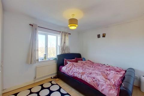 34 Gramwell, Shenley Church End, Milton Keynes, MK5 6DQ