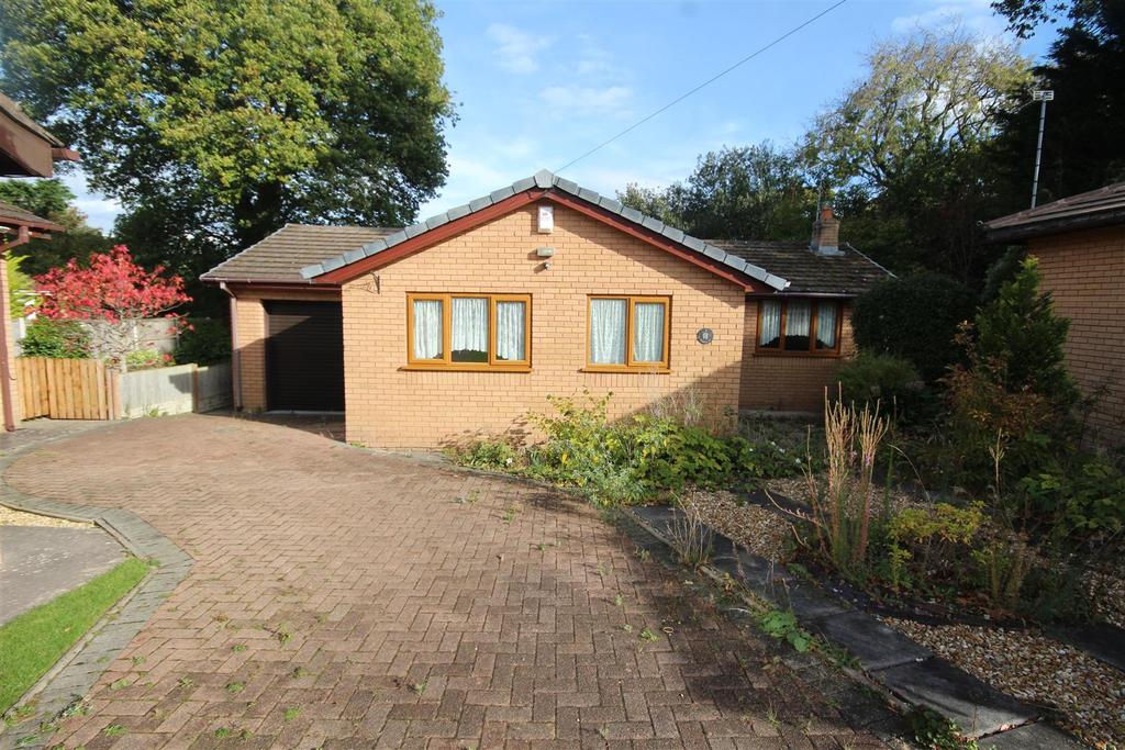 5 Llys Pentre Isaf, Old Colwyn 2 bed detached bungalow £225,000