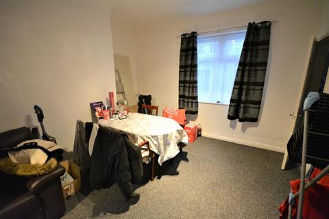 2 bedroom terraced house for sale, Meadow View, West Auckland, Bishop Auckland