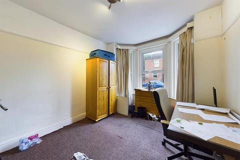 5 bedroom private hall to rent - Newcombe Road, Southampton