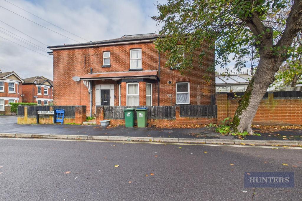 CAM05152 G0-PR0300-STILL017.jpg