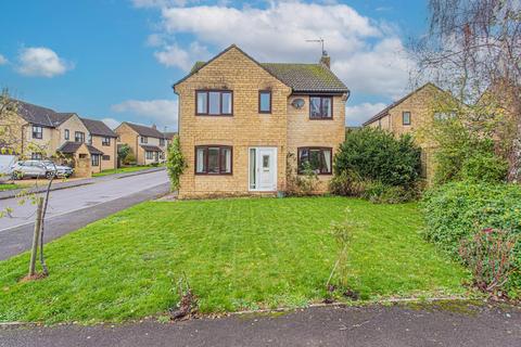 4 bedroom detached house for sale - Orwell Close, Malmesbury