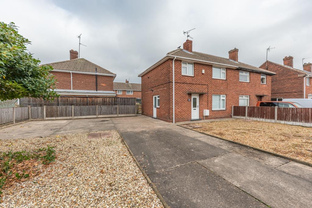 Crookdole Lane, Calverton, Nottingham 3 bed semidetached house for