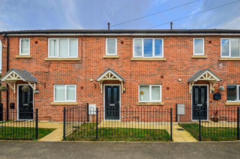 Grassmere, Cotgrave, Nottingham 3 bed mews for sale £200,000