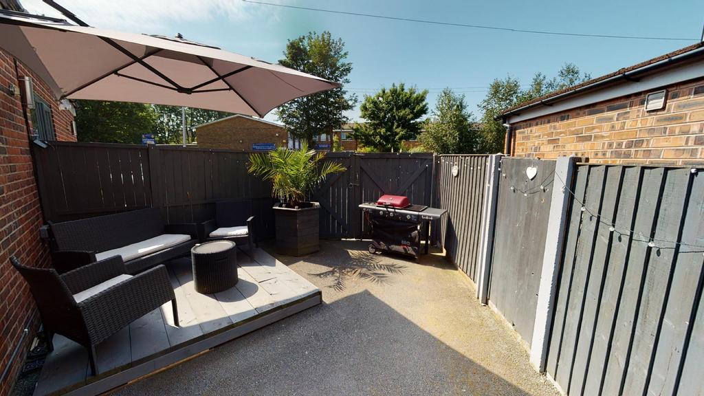 Derwent Road, Haresfinch, St. Helens... 4 bed semidetached house £