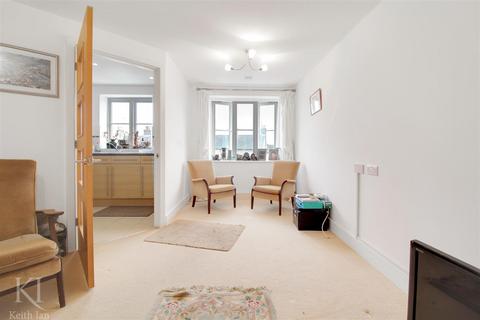 1 bedroom retirement property for sale - Ermine Court, Coronation Road, Ware - Retirement Apartment