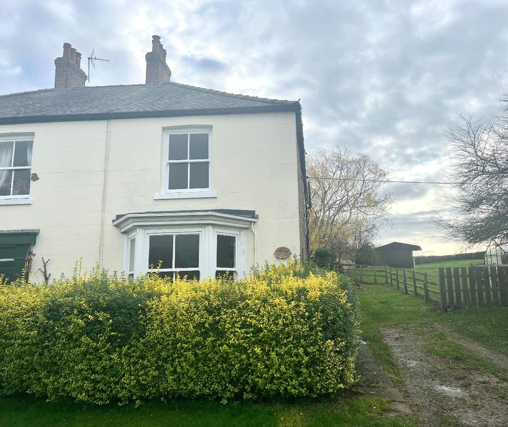 Barton Le Willows, York 3 bed house £795 pcm (£183 pw)