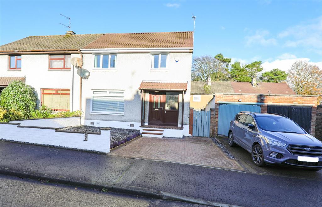 Almond Way, Glenrothes 3 bed semidetached house for sale £139,995