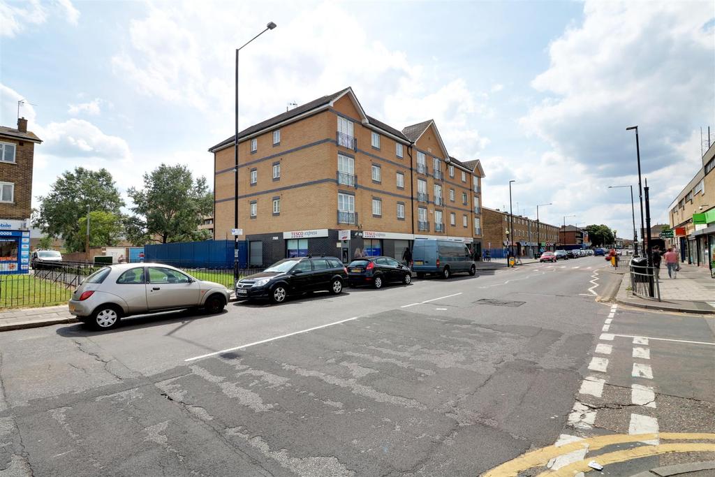 St Andrews Court Front shot 2.jpg