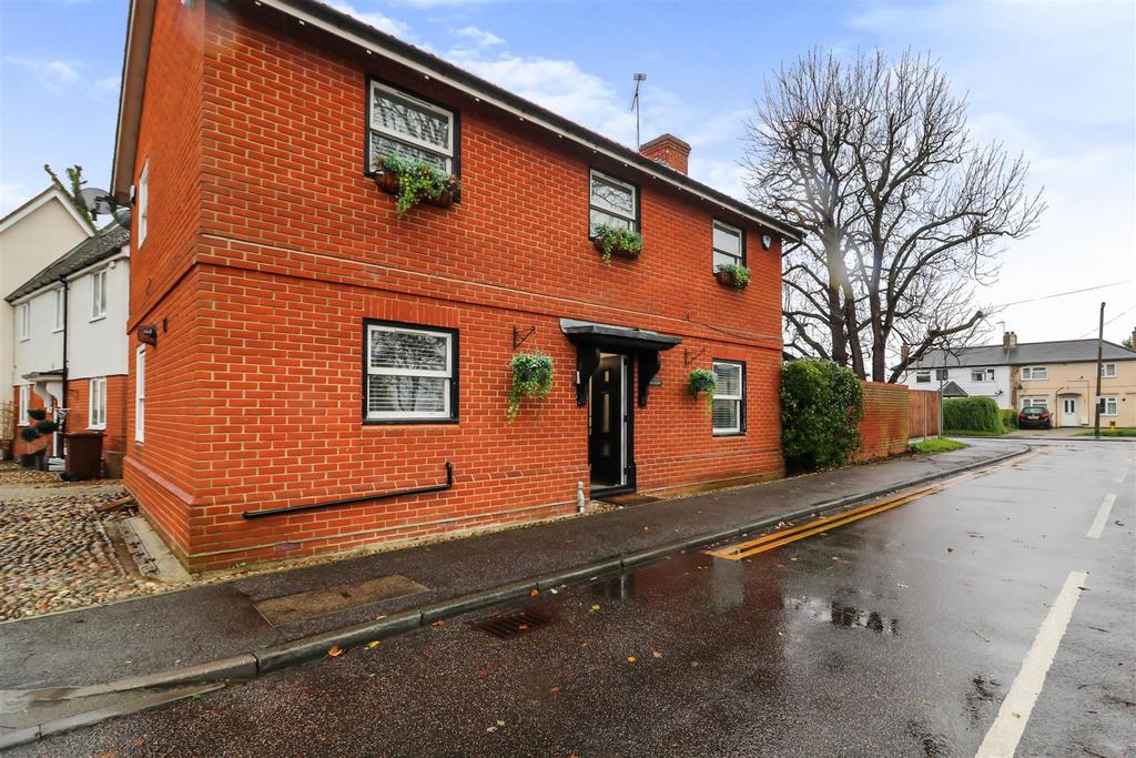 Glan Avon Mews, Harlow 4 bed detached house for sale £500,000