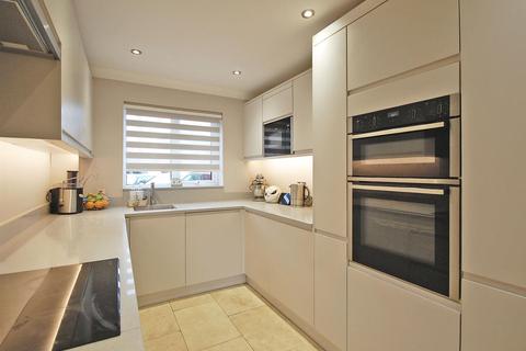 30 Rydal Way, Great Notley, Braintree, CM77 7UG