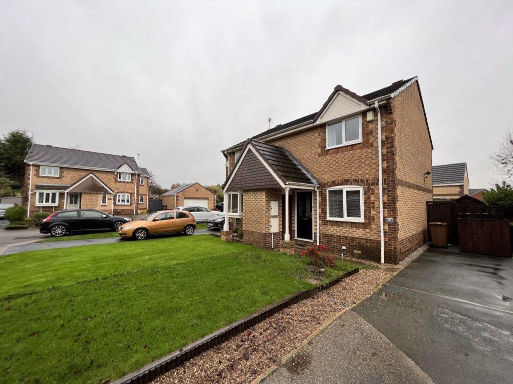 Brooksfield, South Kirkby, WF9 2 bed semidetached house £650 pcm (£150 pw)