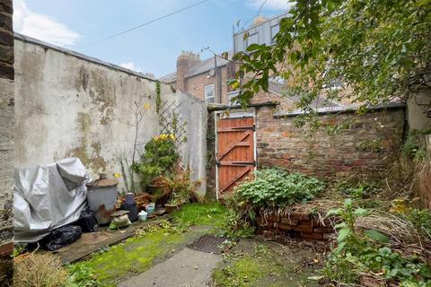 50 Cemetery Road, York, YO10 5AJ