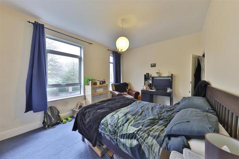 50 Cemetery Road, York, YO10 5AJ