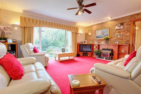 44 Greenacre Park, Hornsea, HU18 1UW