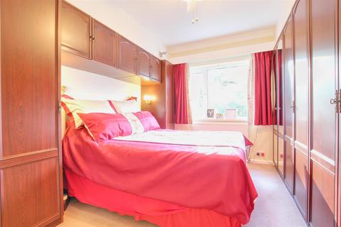 44 Greenacre Park, Hornsea, HU18 1UW