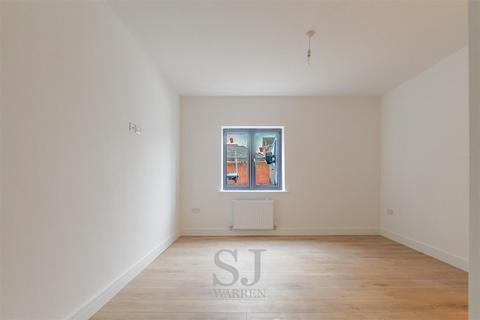2 bedroom apartment for sale - Station Road, Southminster