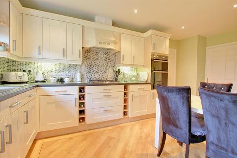 4 Cygnet Close, Hornsea, HU18 1LE