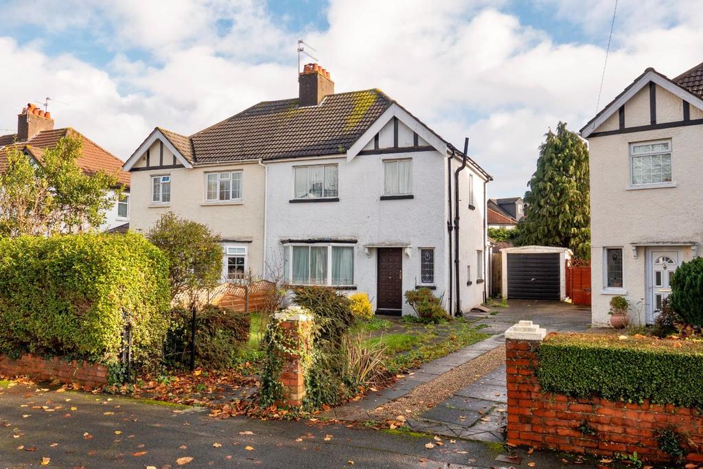 Coleridge Avenue, Penarth 3 bed semidetached house for sale £395,000