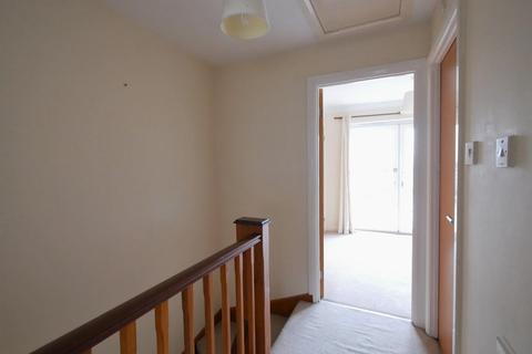 37 Anchor Road, Penarth, CF64 1SL