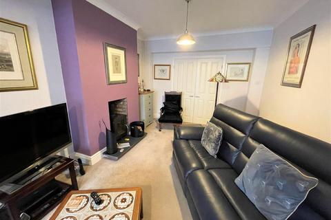 5 Hillside Road, Stockton-on-tees, TS20 1JG