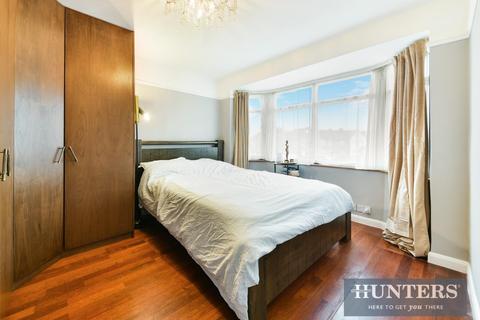 13 Catherine Gardens, Hounslow, TW3 2PP